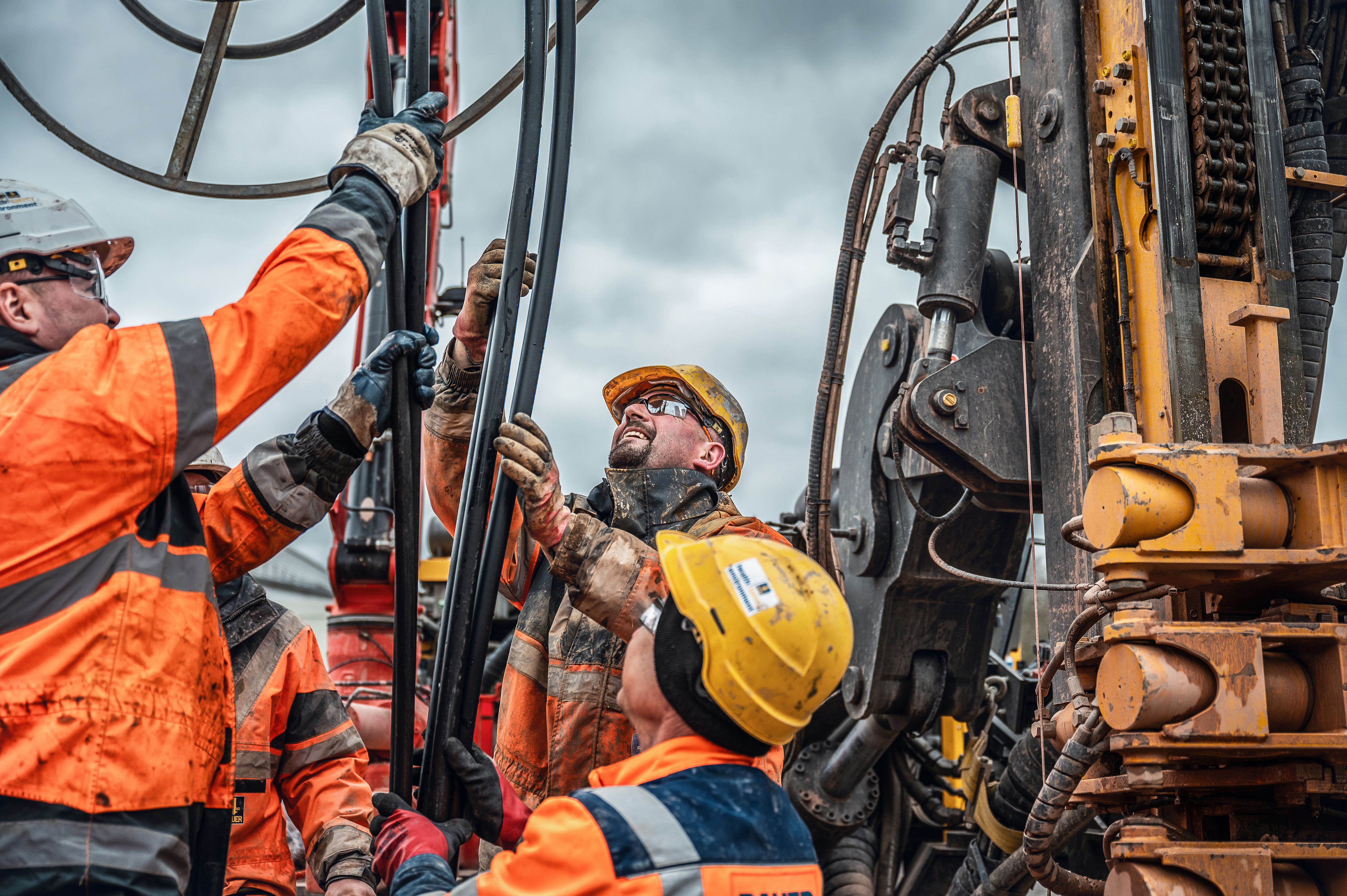 Für die Bayreuther Reha-Klinik stellte die Bauer Resources in nur vier Monaten eine Geothermieanlage mit 128 Erdwärmesonden her.