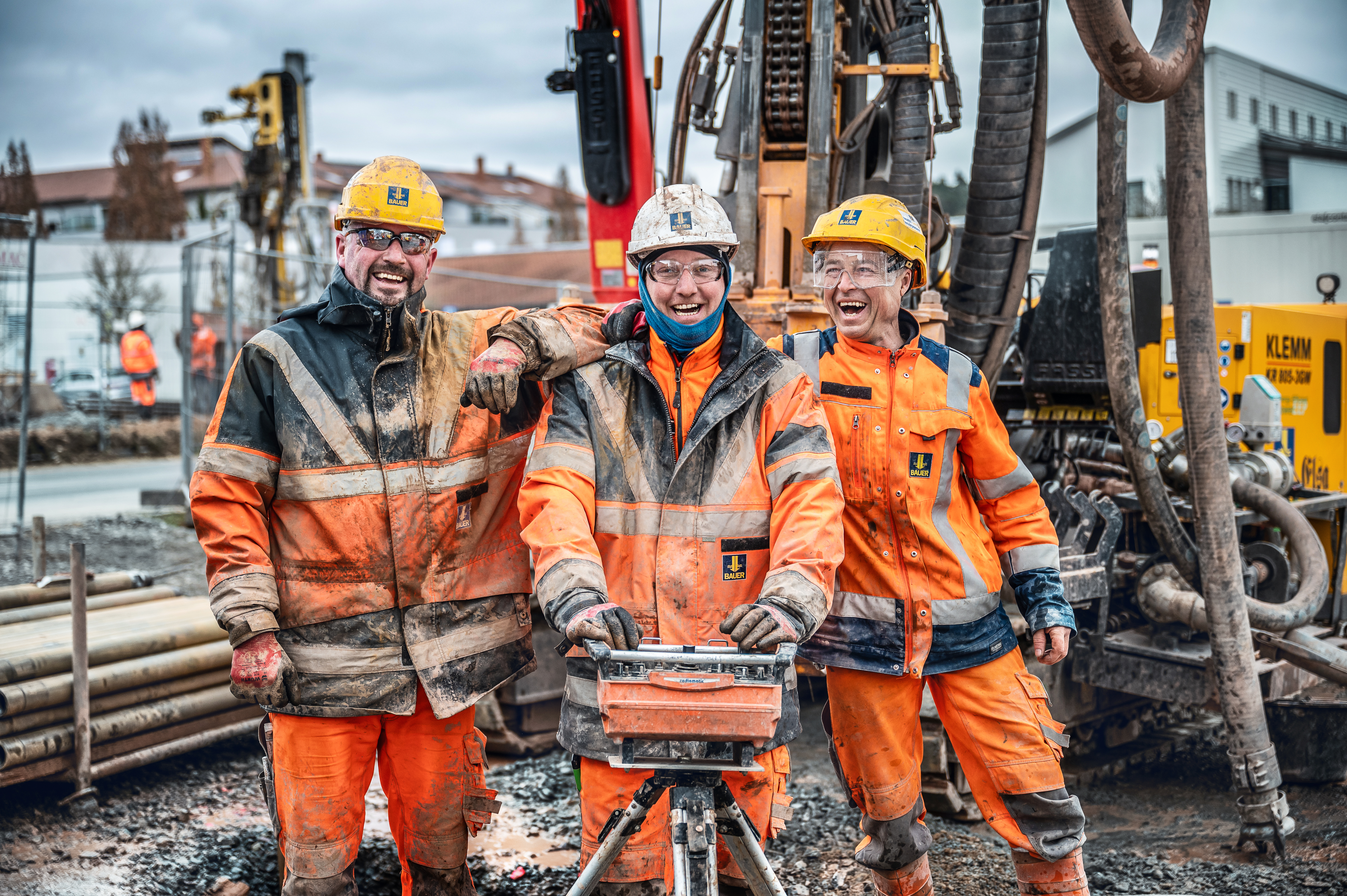 Gruppenbild der Mitarbeiter von Bauer Resources beim Geothermieprojekt Reha-Klinik Bayreuth