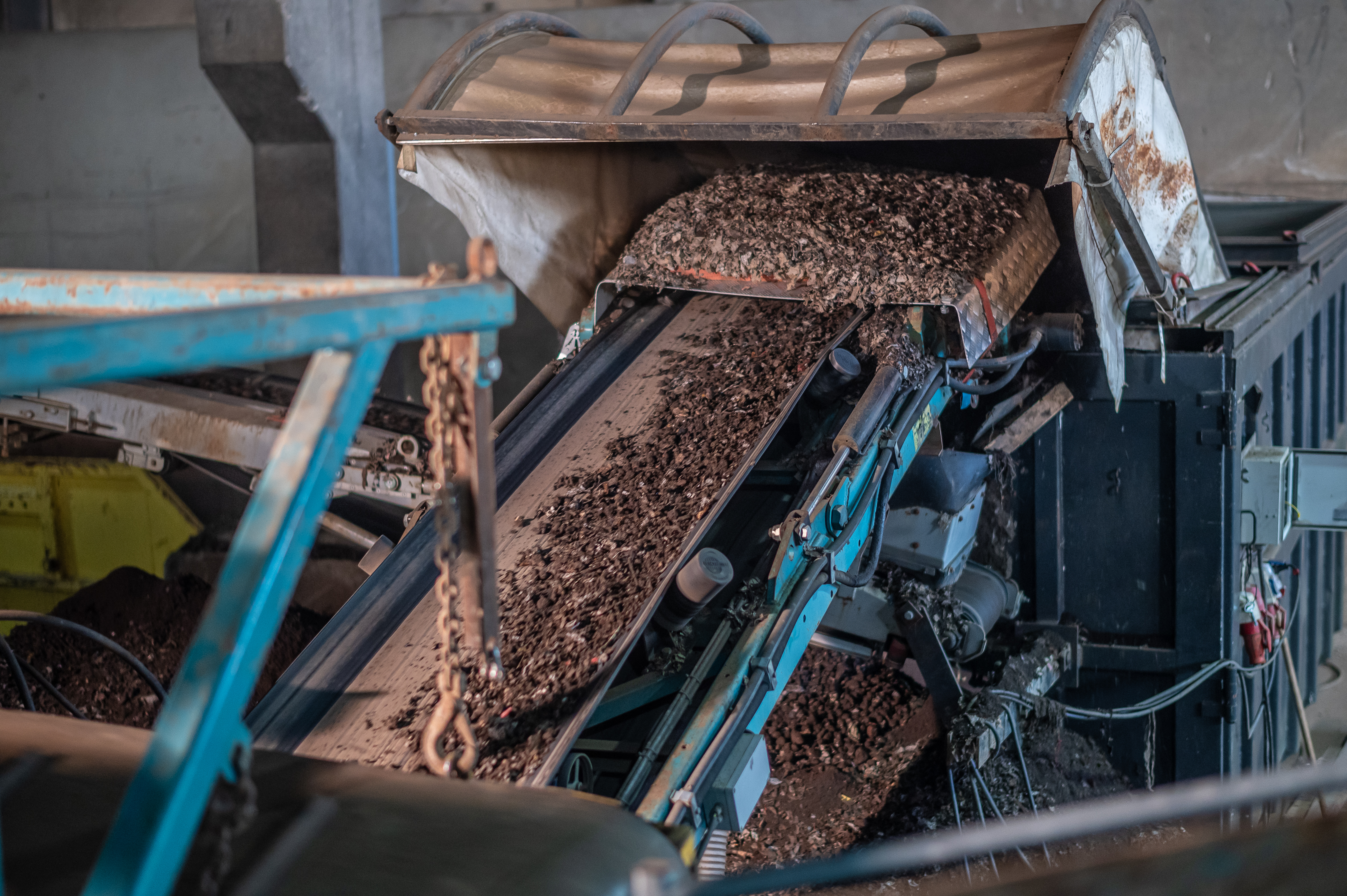 Soil Treatment Center Regensburg offers mechanical treatment methods