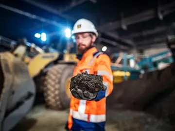 Bauer Resources ist zertifizierter Fachbetrieb rund um Entsorgung und Stoffstrommanagement