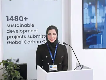 Shahad Al-Zakwani von Bauer Nimr stellte das einzigartige Projekt zur Reduktion von CO2-Emissionen vor.