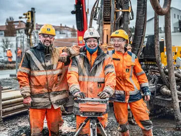 Geothermie-Team von Bauer Resources auf einer Baustelle